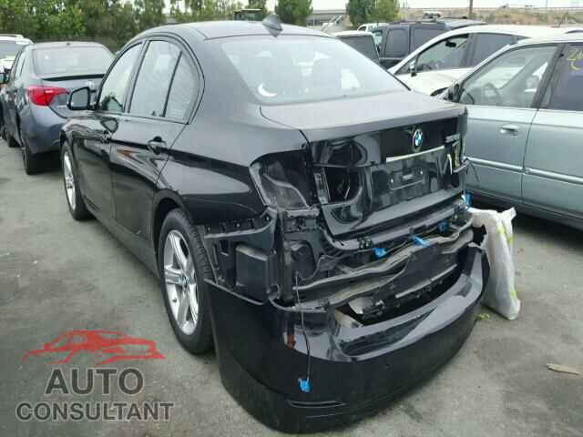 BMW 3 SERIES 2015 - WBA3C1C51FP851447