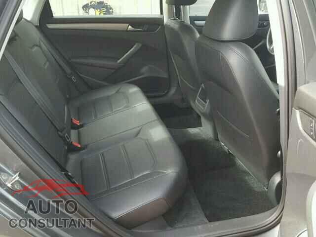 VOLKSWAGEN PASSAT 2015 - 1VWAT7A31FC089255