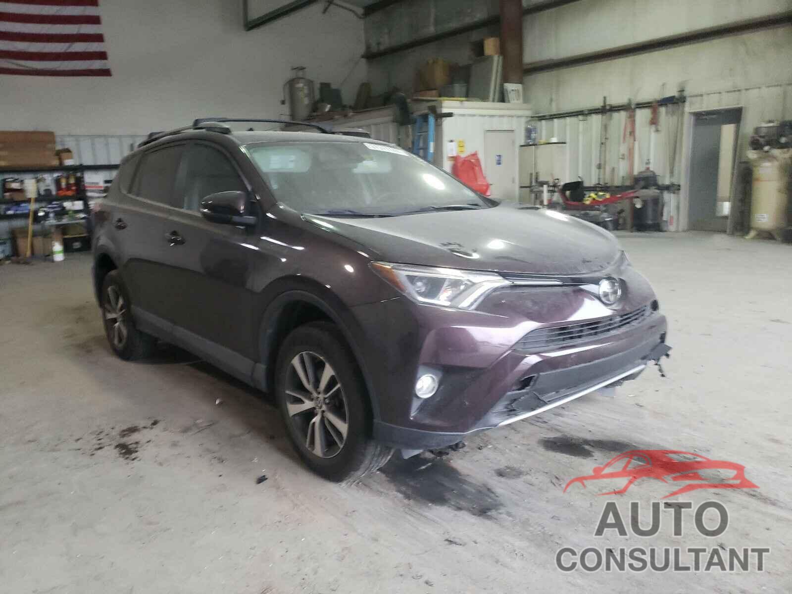 TOYOTA RAV4 2018 - 3VWN57BU1MM061096