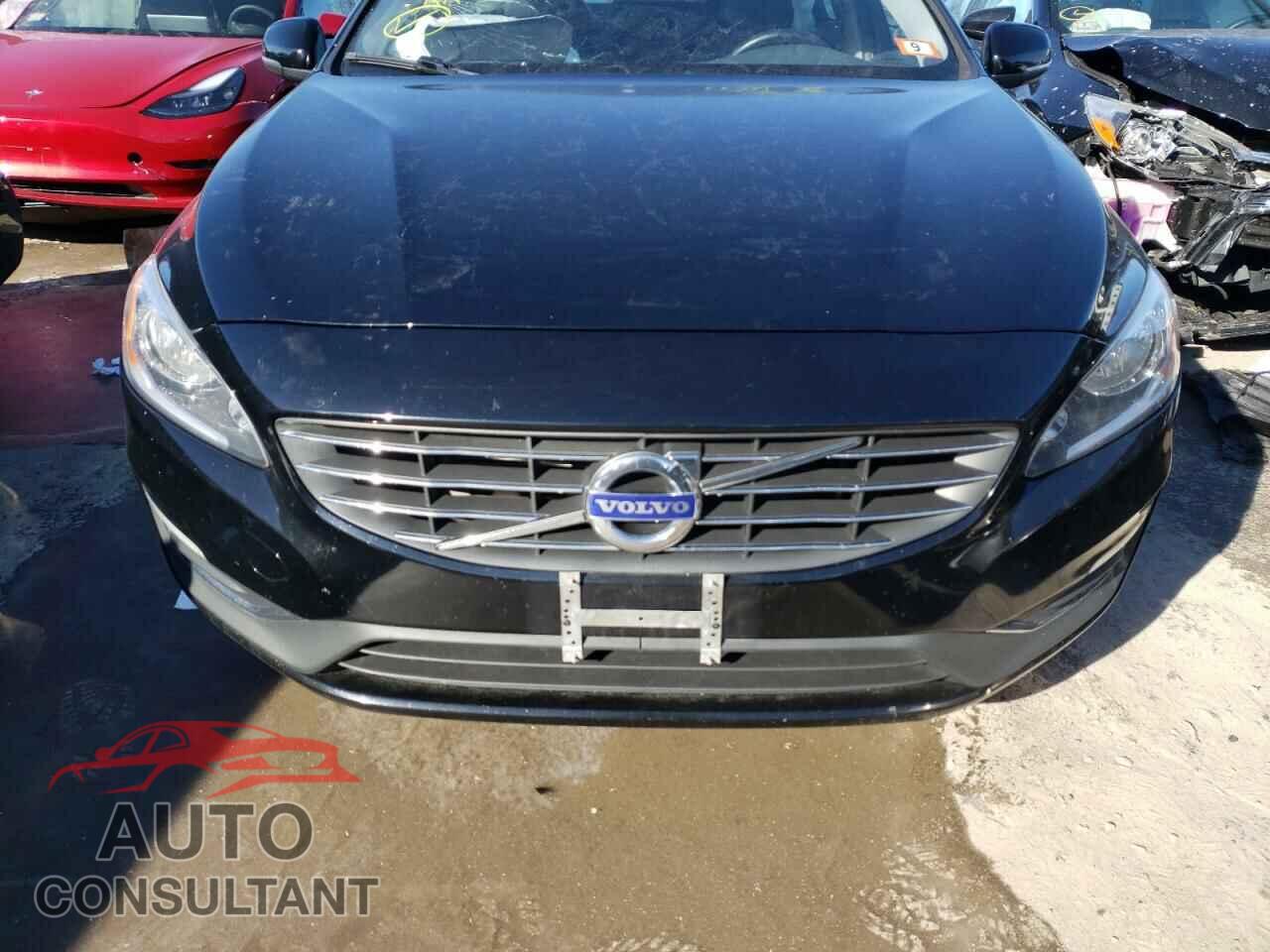 VOLVO S60 2016 - YV1612TK0G2402352