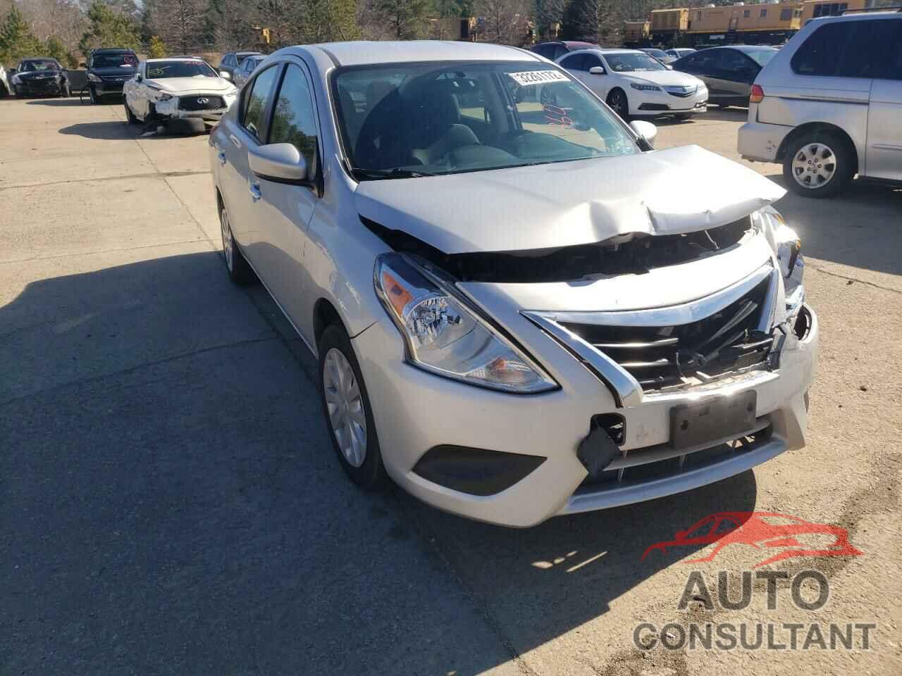 NISSAN VERSA 2018 - 3N1CN7AP2JK439135