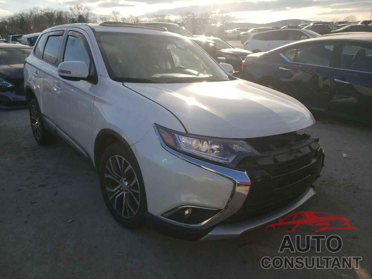 MITSUBISHI OUTLANDER 2018 - JA4AD3A38JZ033712