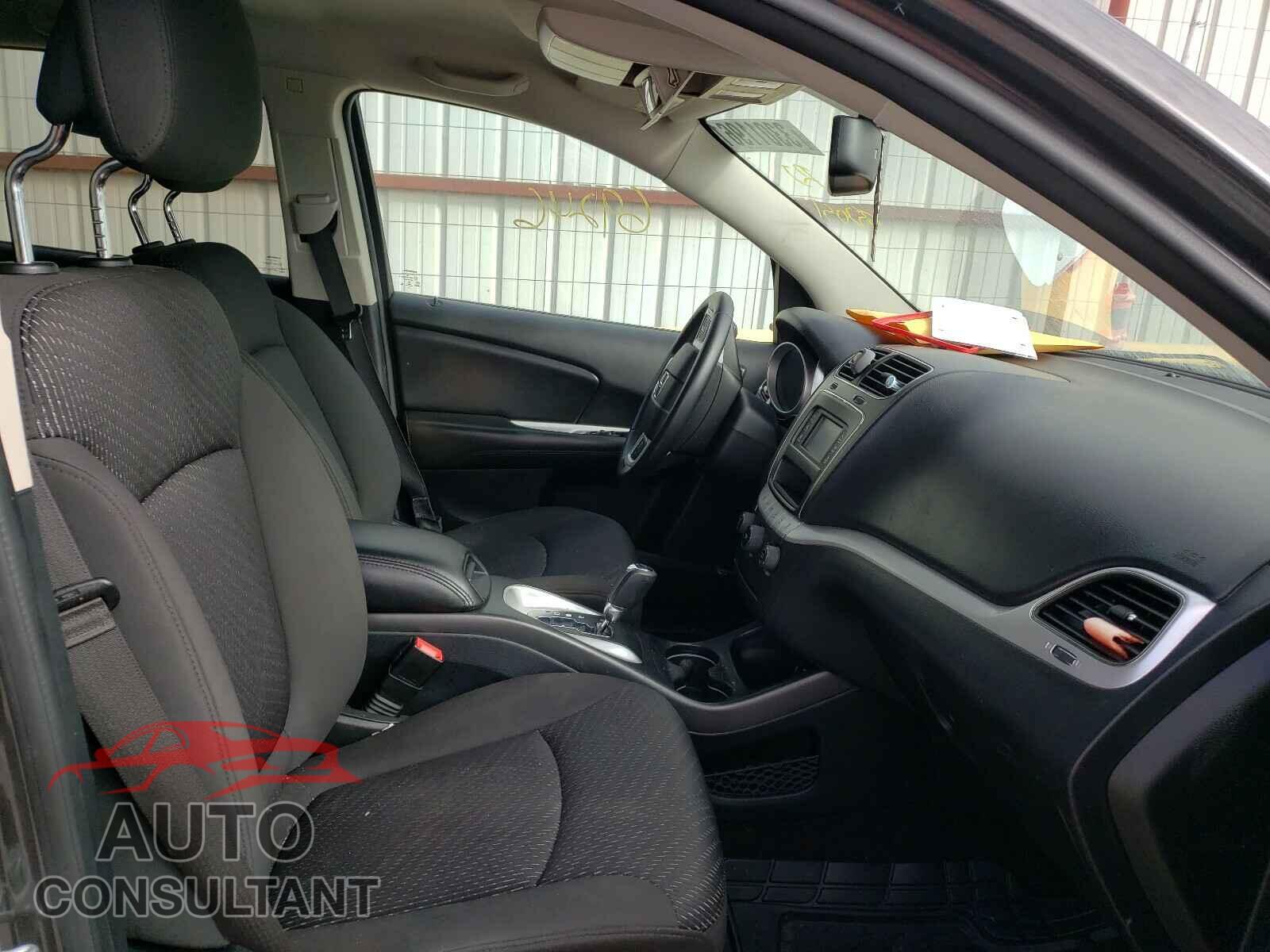 DODGE JOURNEY 2017 - 3C4PDCAB9HT552051