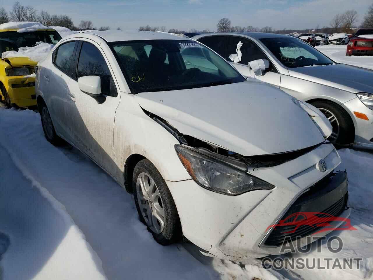 TOYOTA YARIS 2018 - 3MYDLBYV0JY333571