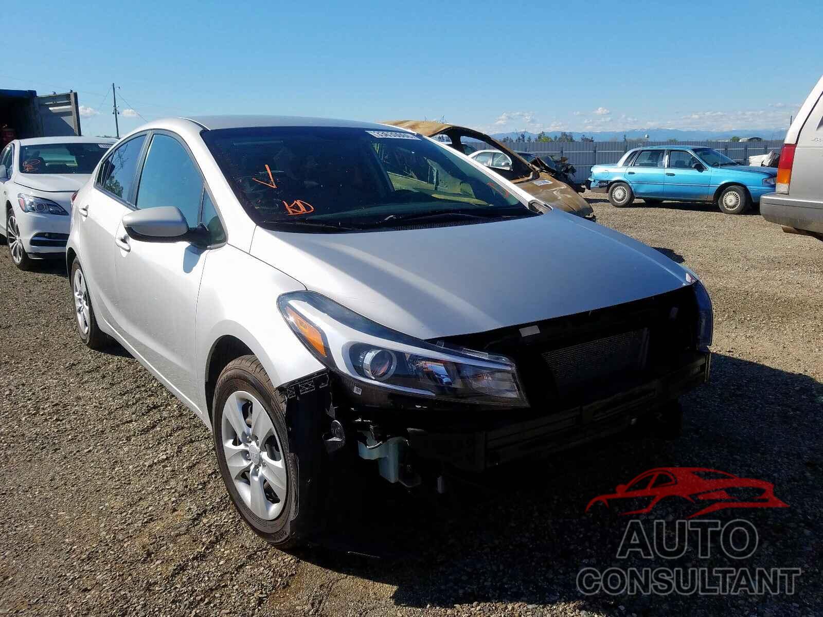 KIA FORTE 2017 - 3KPFK4A70HE058569