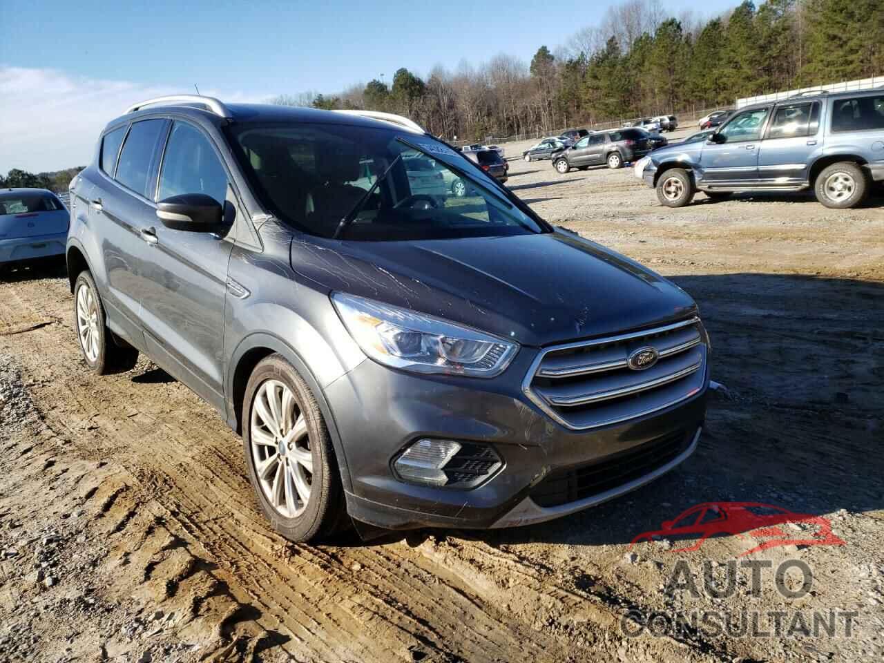 FORD ESCAPE 2017 - 1FMCU0JD5HUA18965