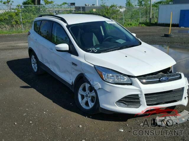 FORD ESCAPE 2015 - 1FMCU9G95FUB84536