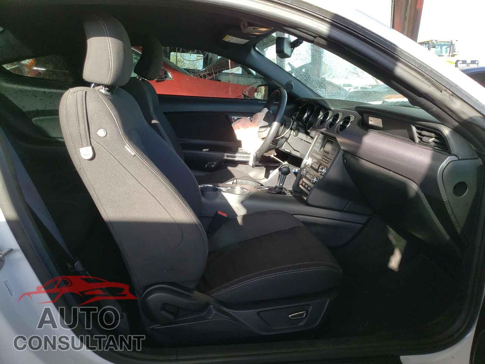 FORD MUSTANG 2016 - 1FA6P8TH2G5210432