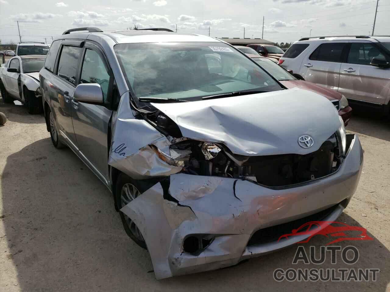 TOYOTA SIENNA 2016 - 5TDYK3DC2GS766306