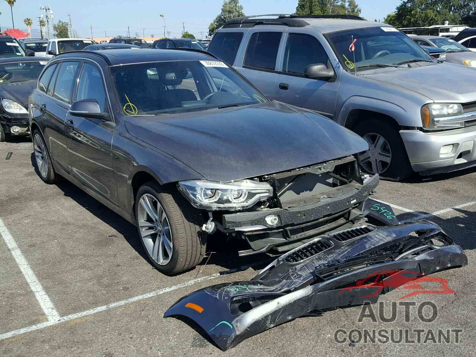 BMW 3 SERIES 2018 - WBA8K3C58JA023914