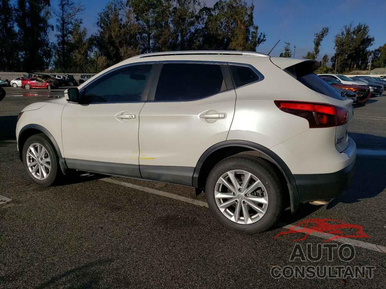 NISSAN ROGUE 2017 - JN1BJ1CPXHW034236