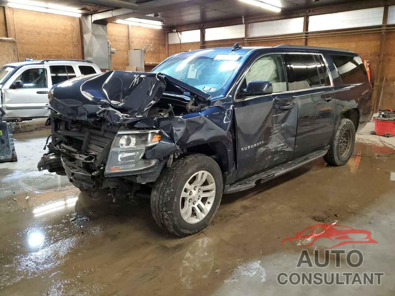 CHEVROLET SUBURBAN 2019 - 1GNSKGKC8KR402597