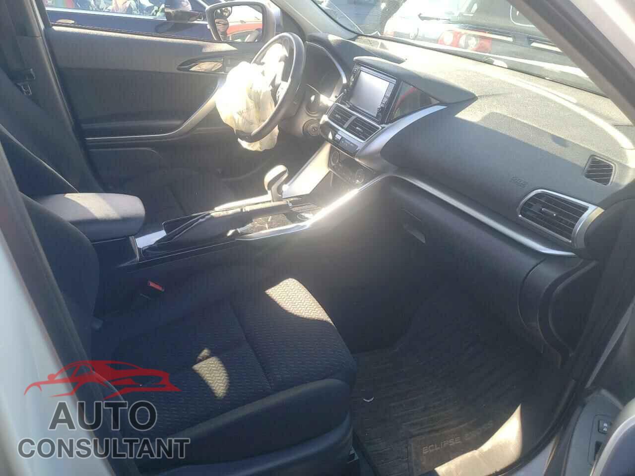 MITSUBISHI ECLIPSE 2019 - JA4AT3AA4KZ021110