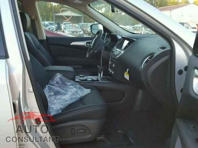 NISSAN PATHFINDER 2017 - 5N1DR2MM2HC600458