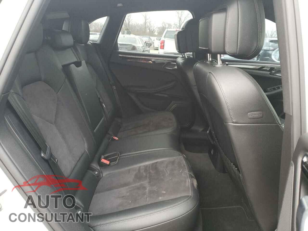 PORSCHE MACAN 2018 - WP1AA2A51JLB01375