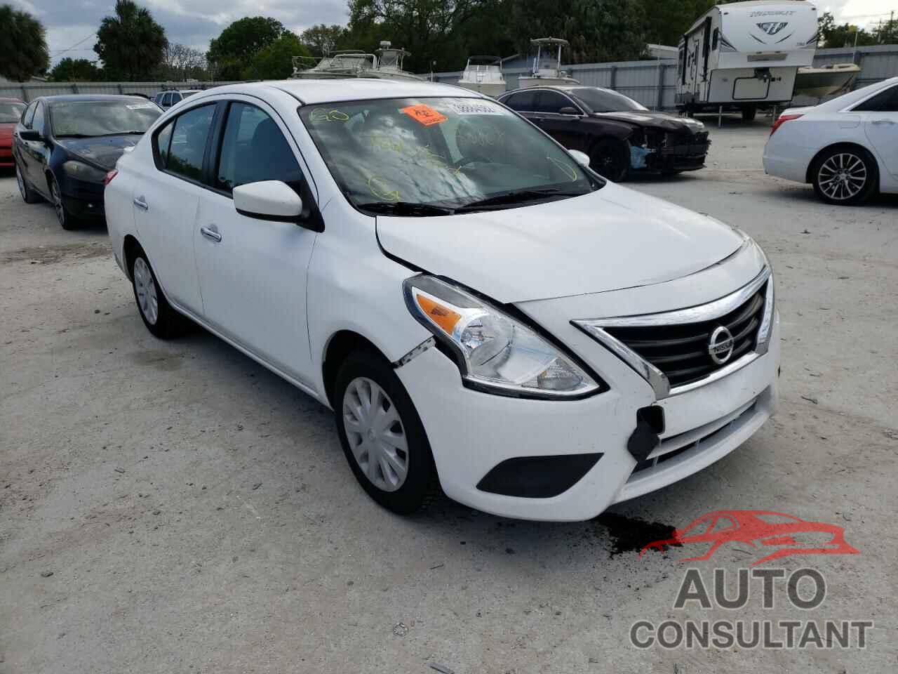 NISSAN VERSA 2018 - 3N1CN7AP4JL827865