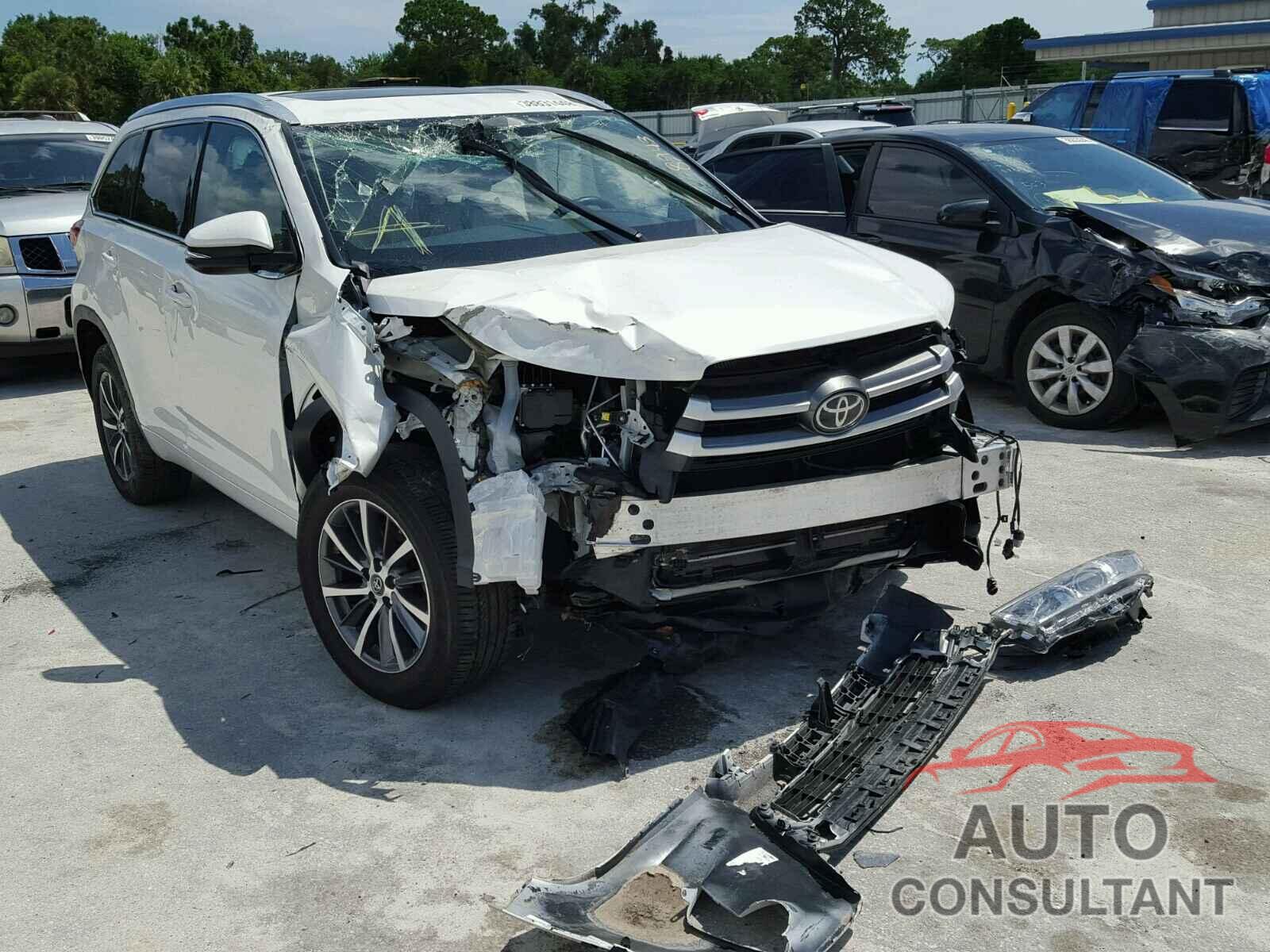 TOYOTA HIGHLANDER 2017 - 5TDKZRFH4HS513356