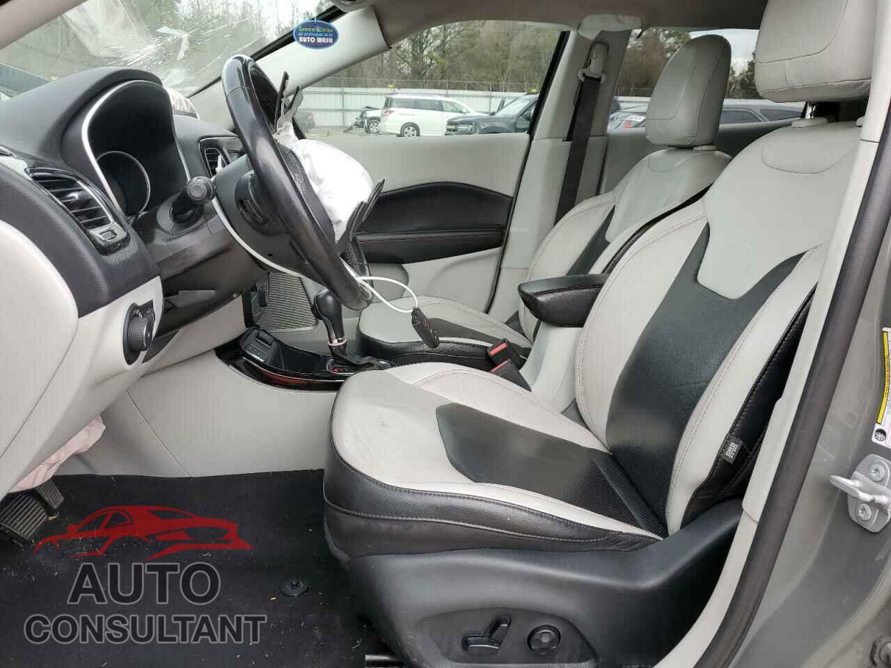JEEP COMPASS 2020 - 3C4NJCCB9LT211142