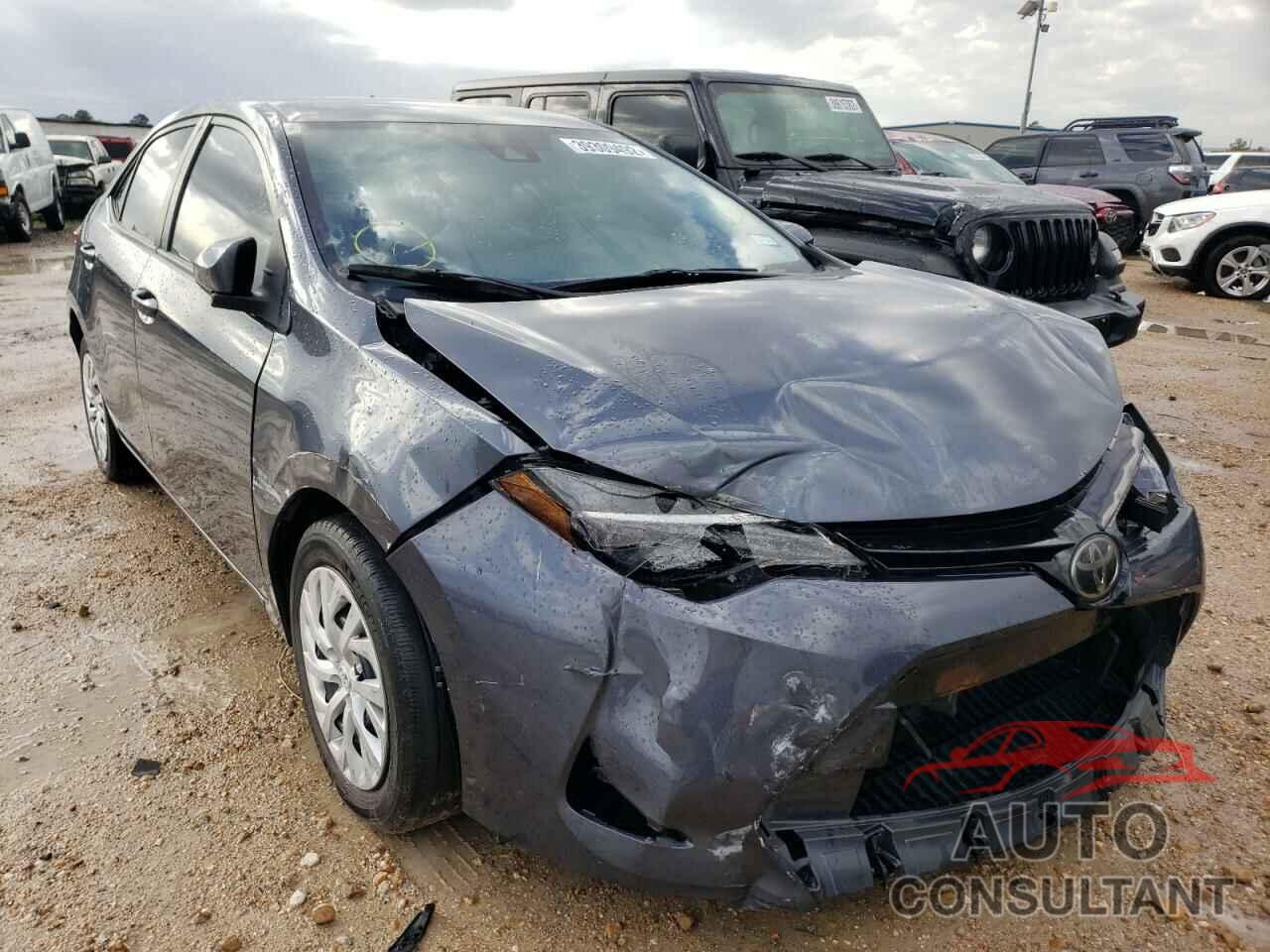 TOYOTA COROLLA 2018 - 5YFBURHE2JP782004