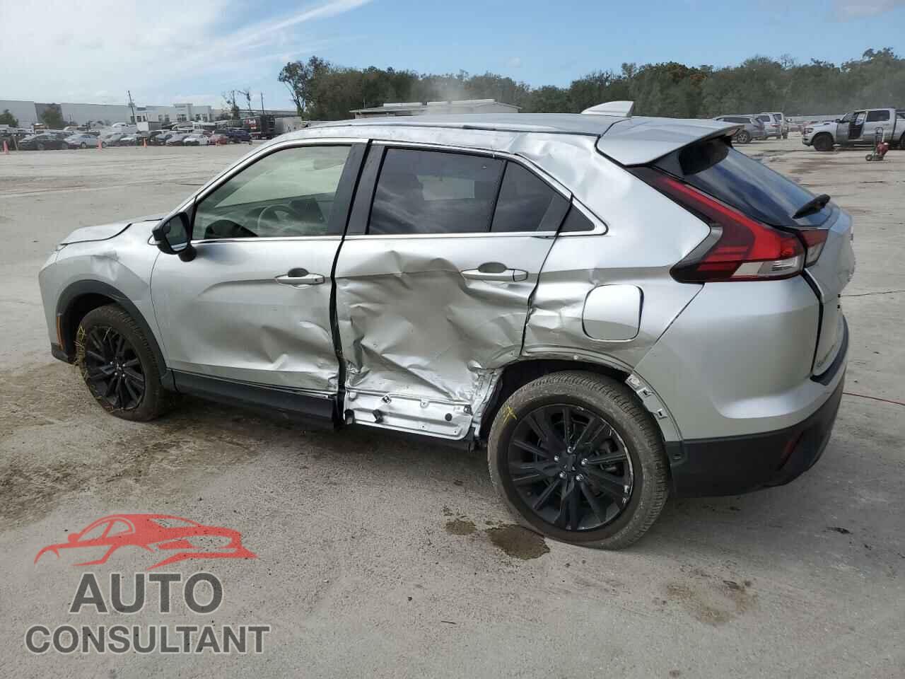 MITSUBISHI ECLIPSE 2023 - JA4ATVAA0PZ044340