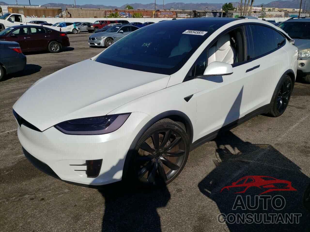 TESLA MODEL X 2018 - 5YJXCBE20JF091639