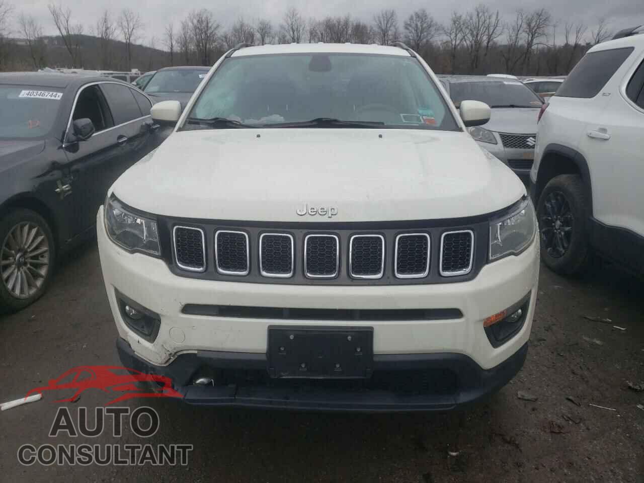 JEEP COMPASS 2018 - 3C4NJDBB5JT402478