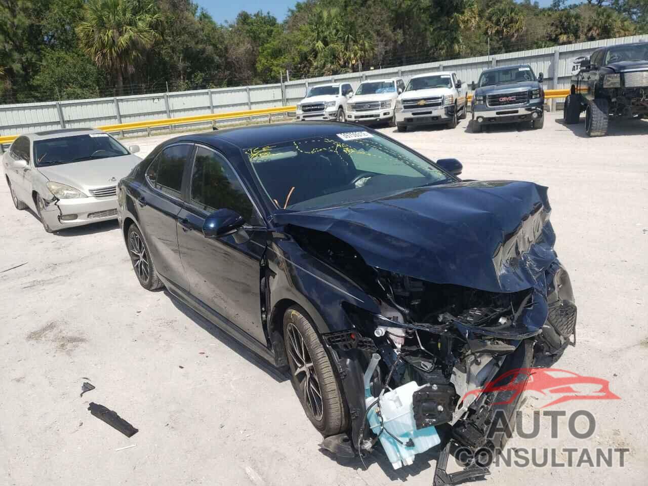 TOYOTA CAMRY 2021 - 4T1G11AK0MU514233