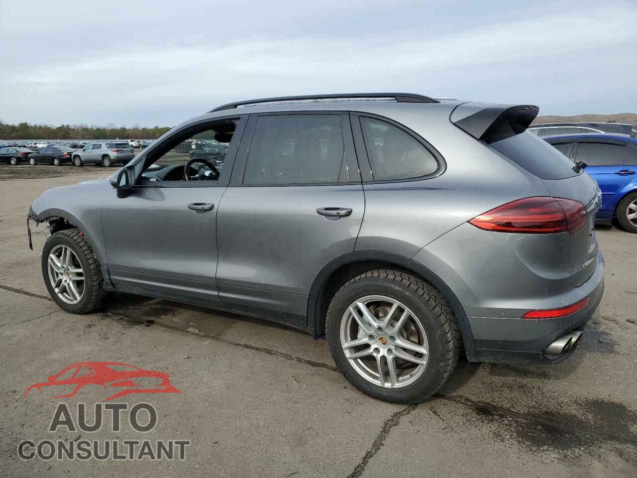 PORSCHE CAYENNE 2017 - WP1AB2A24HLA52539