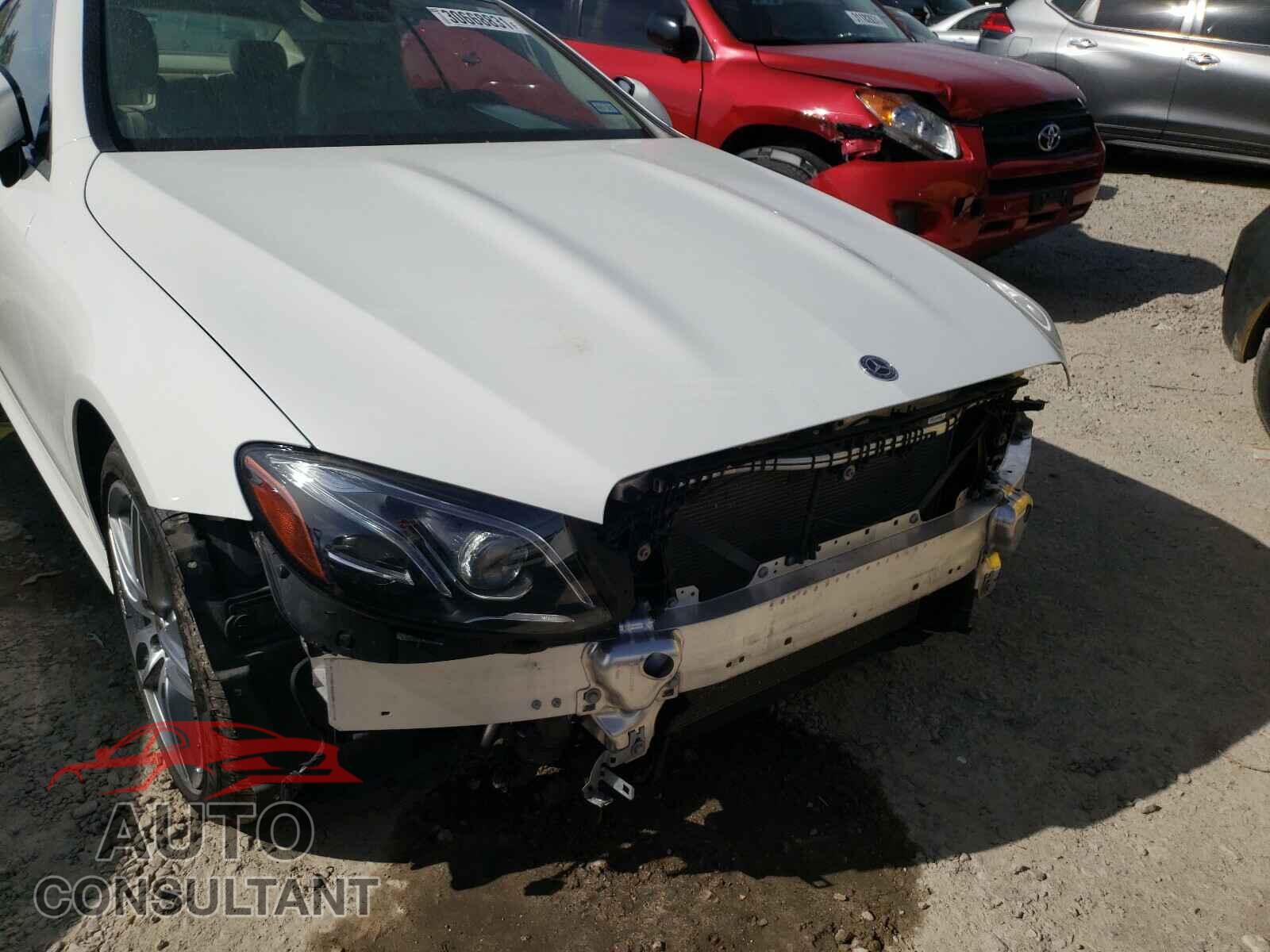 MERCEDES-BENZ E CLASS 2019 - WDD1J6HB2KF106532