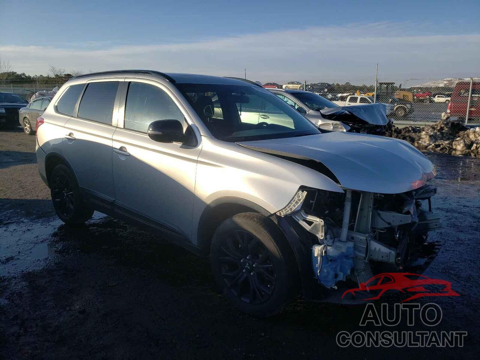 MITSUBISHI OUTLANDER 2018 - JA4AZ3A3XJZ065708