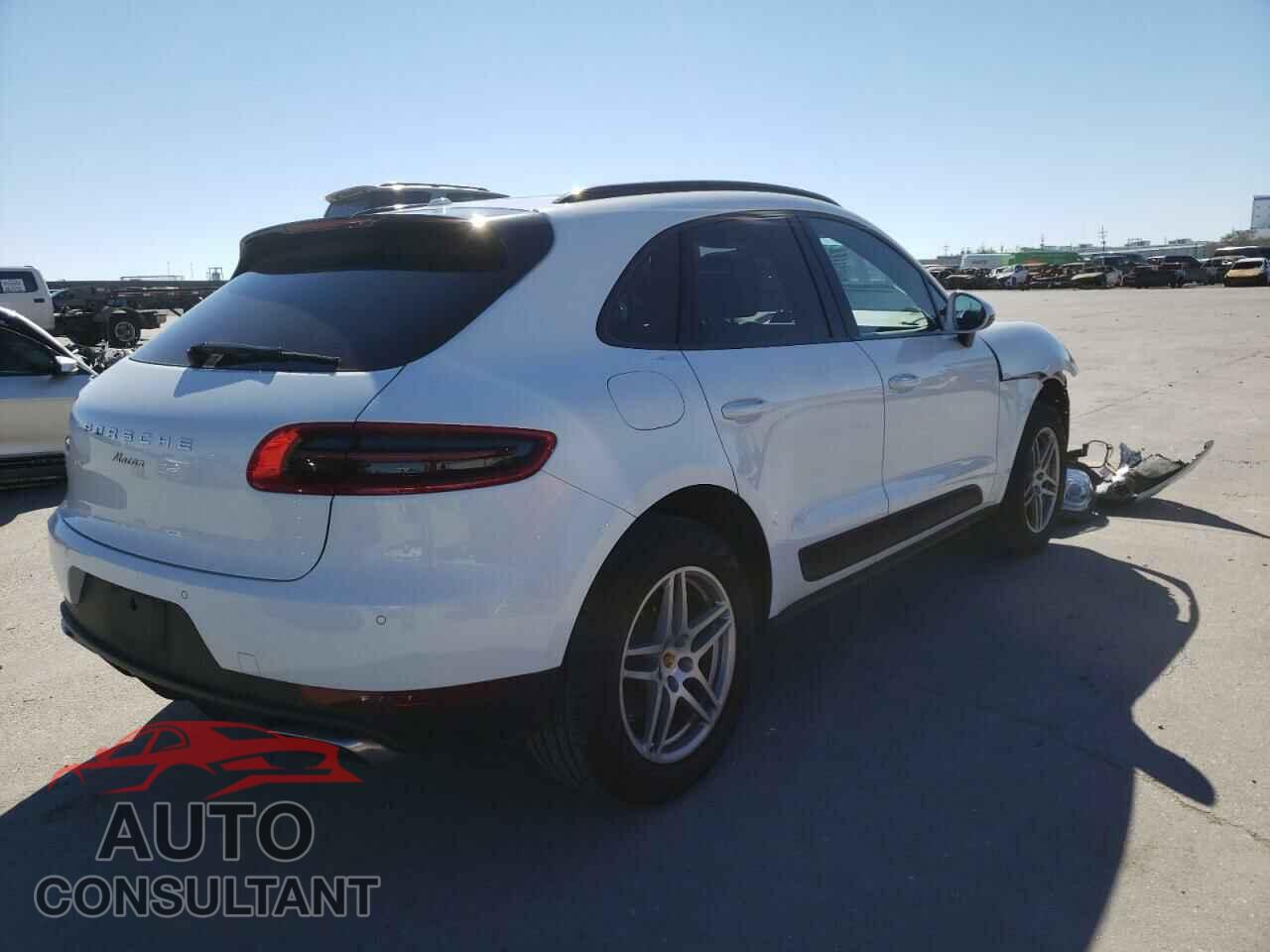 PORSCHE MACAN 2018 - WP1AA2A50JLB01528
