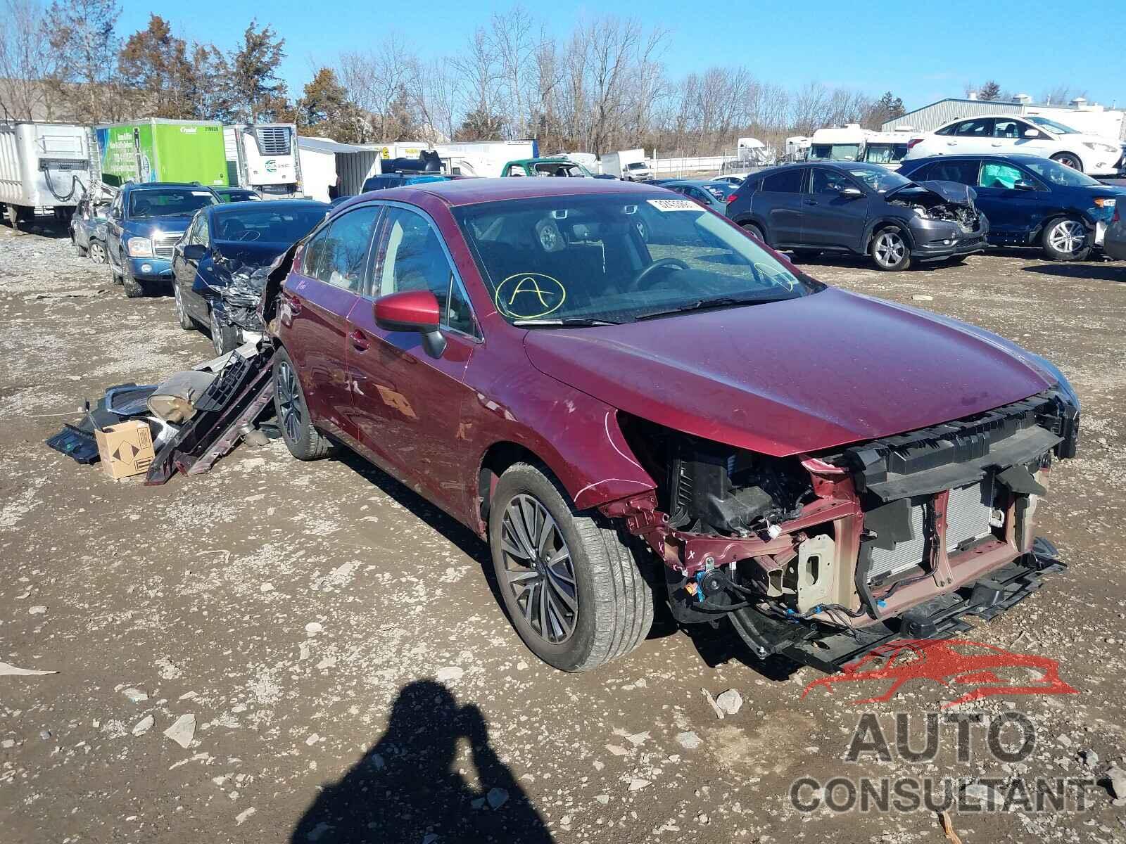 SUBARU LEGACY 2019 - 4S3BNAF64K3039221