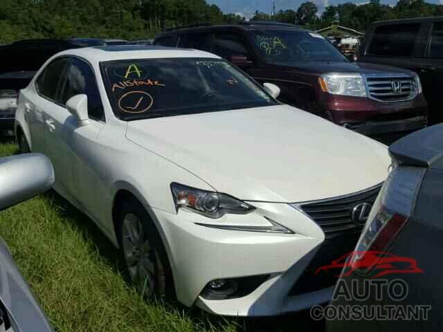 LEXUS IS200 2016 - JTHBA1D22G5021659