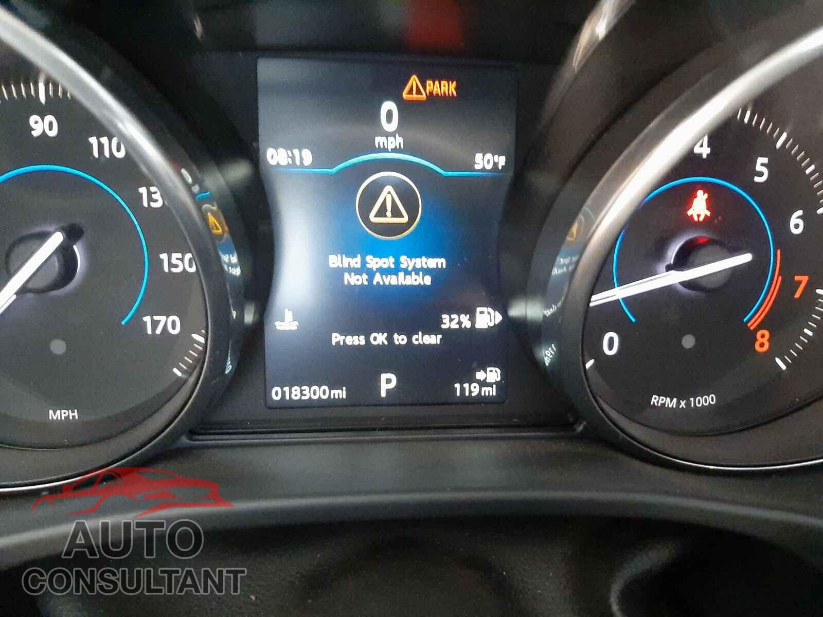 JAGUAR XE 2017 - SAJAE4BV4HA950004