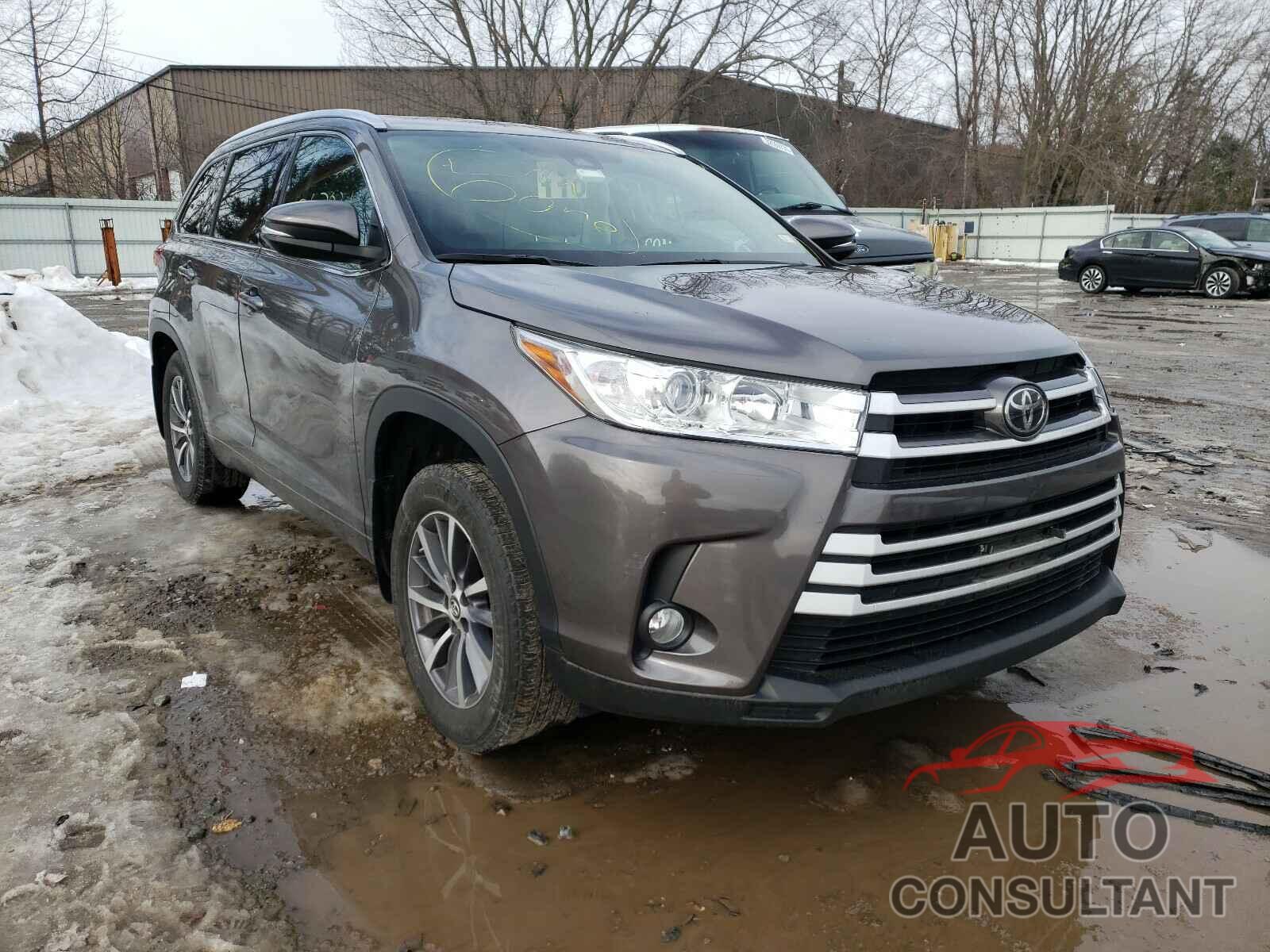 TOYOTA HIGHLANDER 2017 - 5TDJZRFH8HS415622