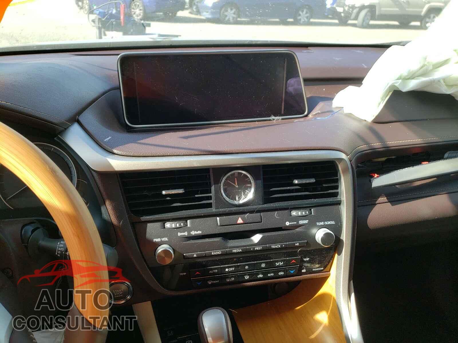 LEXUS RX350 2017 - 2T2ZZMCA9HC063121