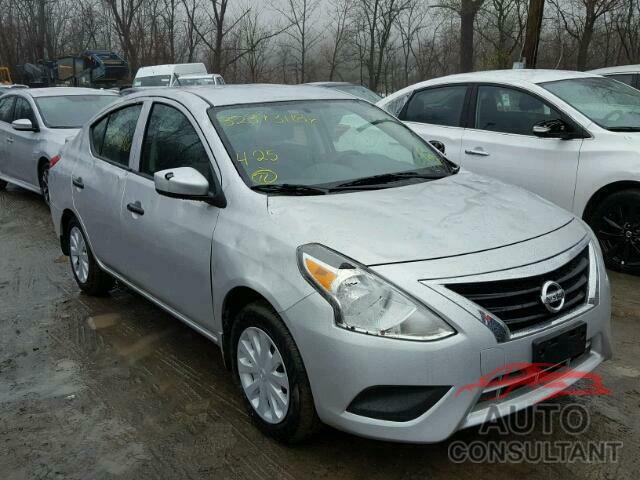 NISSAN VERSA 2018 - 3N1CN7APXJL830270