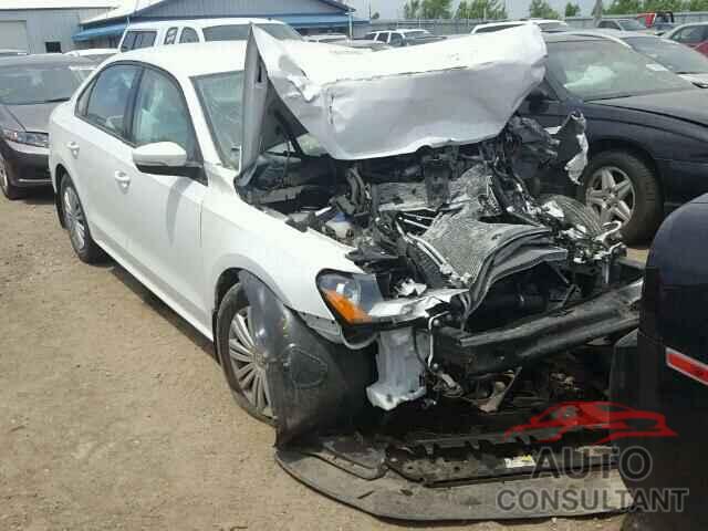 VOLKSWAGEN PASSAT 2015 - 1VWAS7A31FC059658