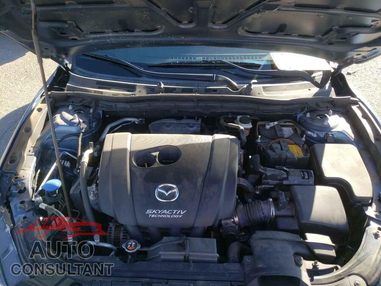 MAZDA 3 2017 - 3MZBN1U73HM136698