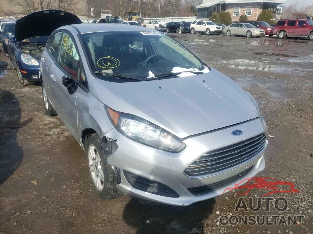 FORD FIESTA 2018 - 3FADP4EJ8JM122034