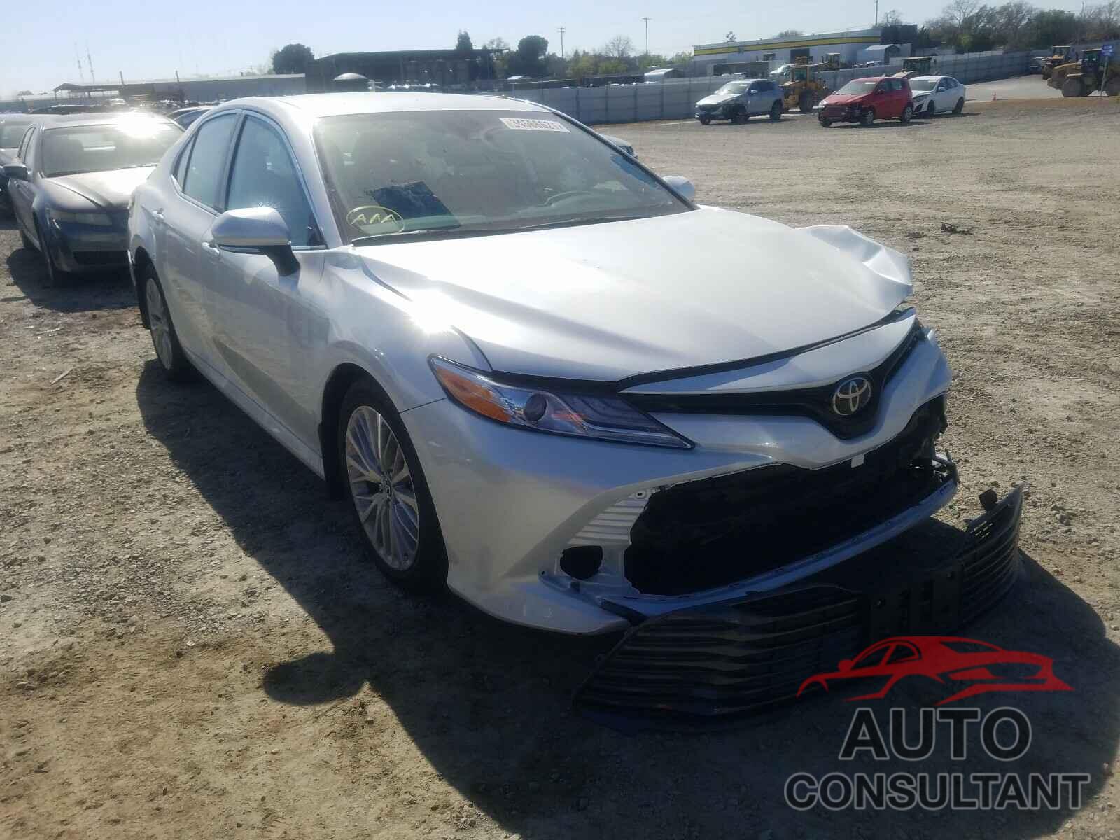 TOYOTA CAMRY 2020 - 4T1F11AK0LU910835