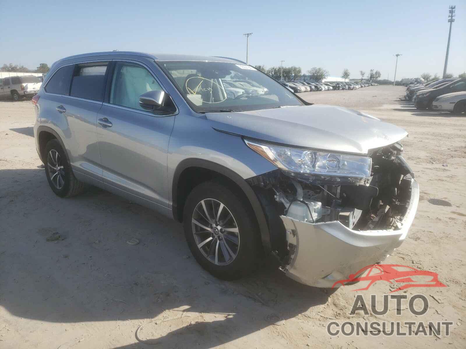 TOYOTA HIGHLANDER 2018 - 5TDKZRFH8JS526861