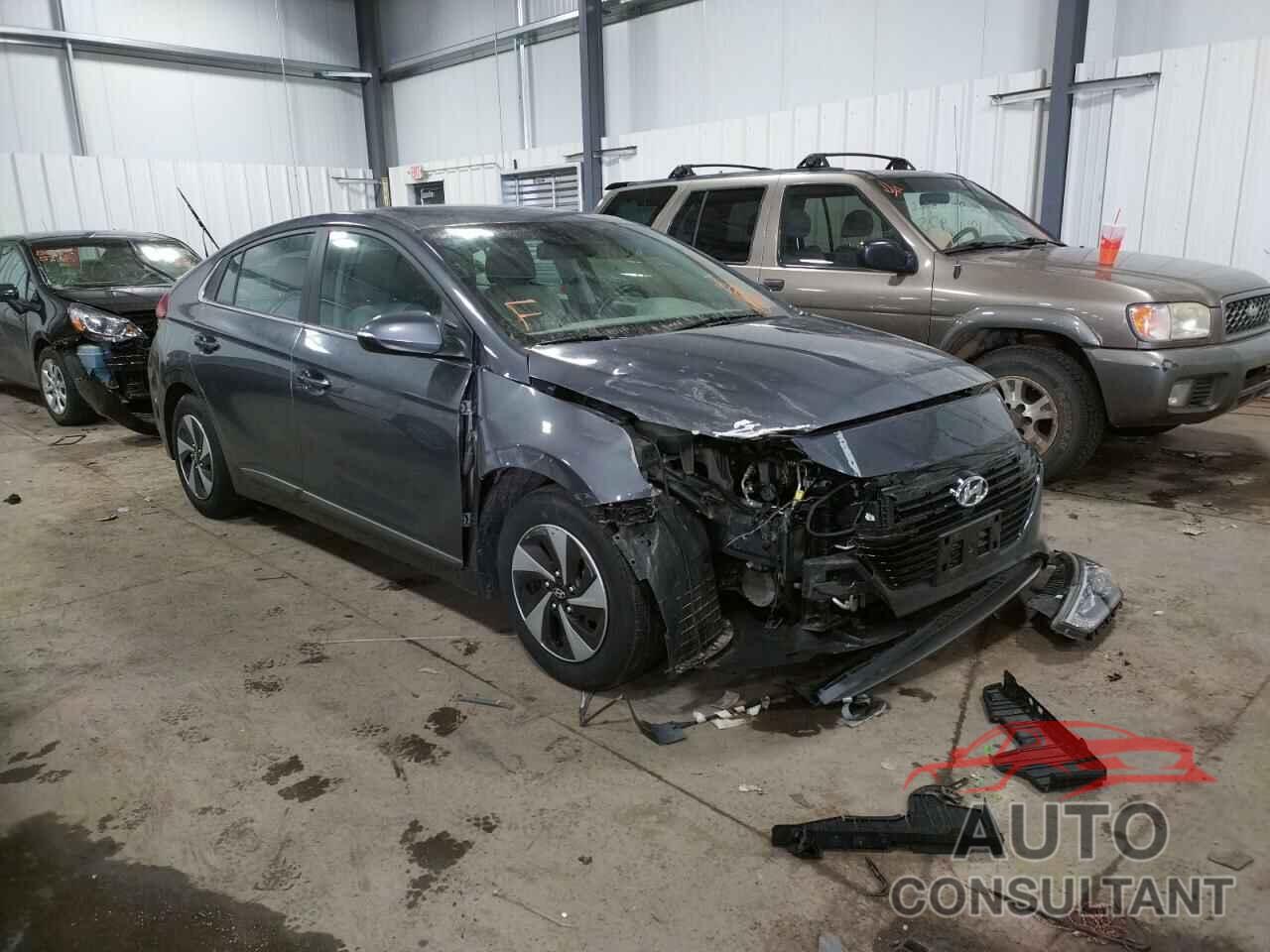 HYUNDAI IONIQ 2017 - KMHC75LC8HU021058