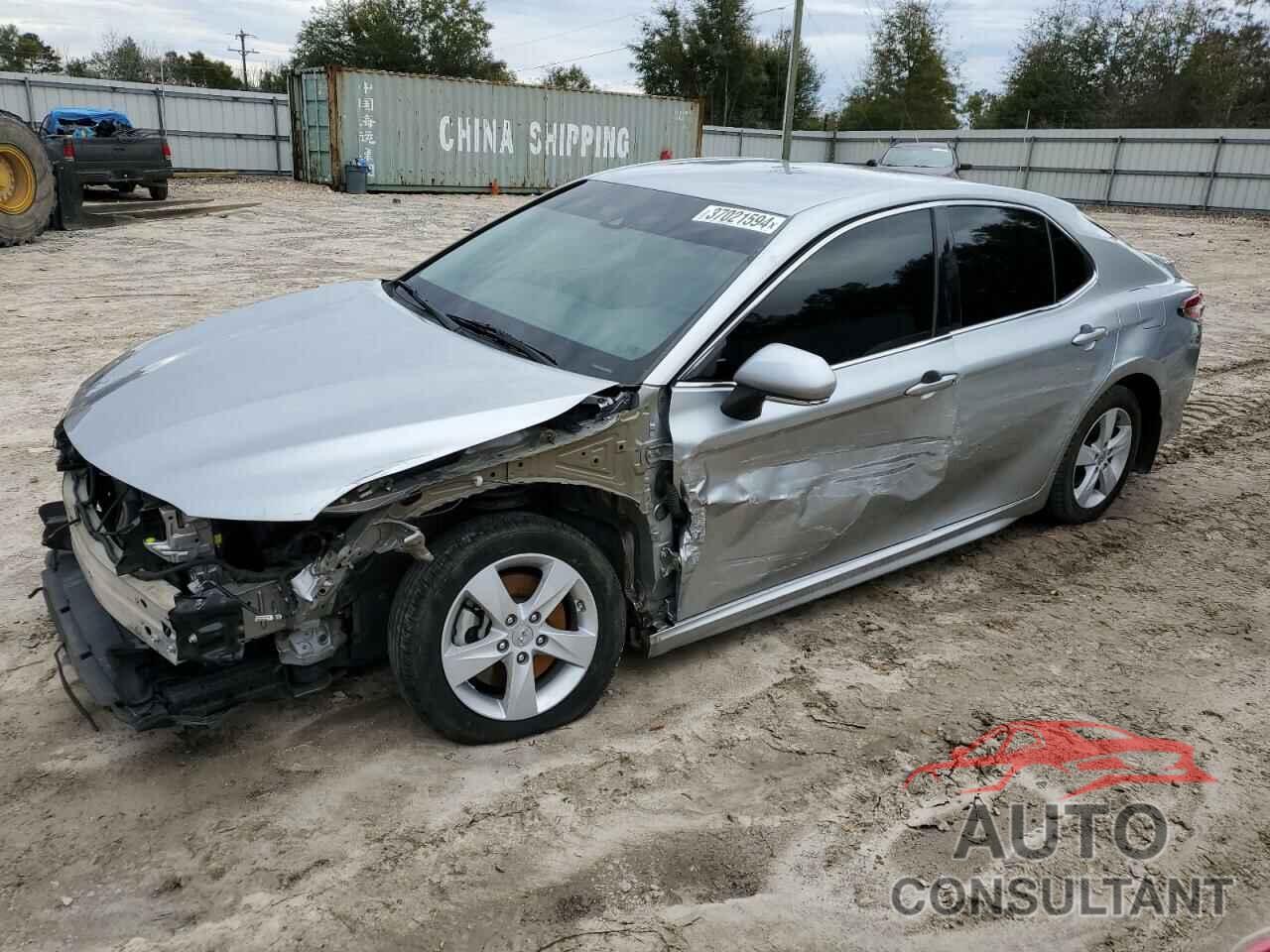 TOYOTA CAMRY 2018 - 4T1B61HK4JU027548