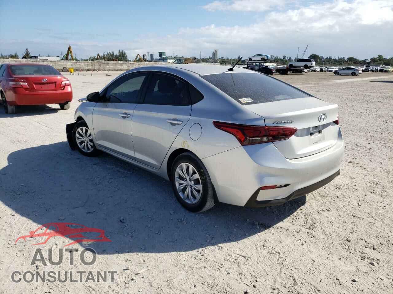HYUNDAI ACCENT 2018 - 3KPC24A30JE018675