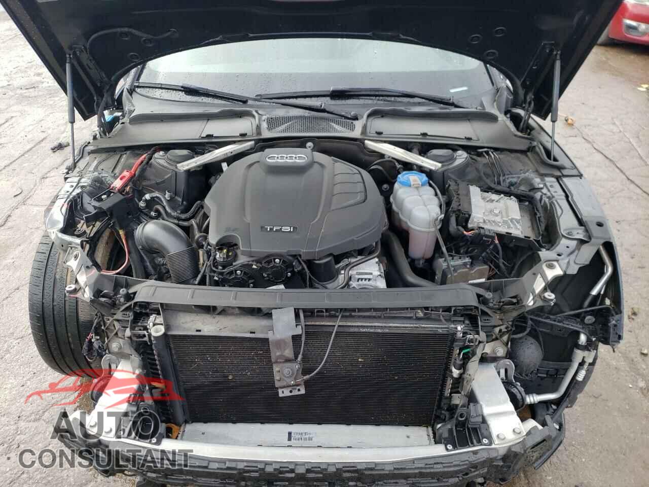 AUDI A5 2018 - WAUNNAF52JA102389