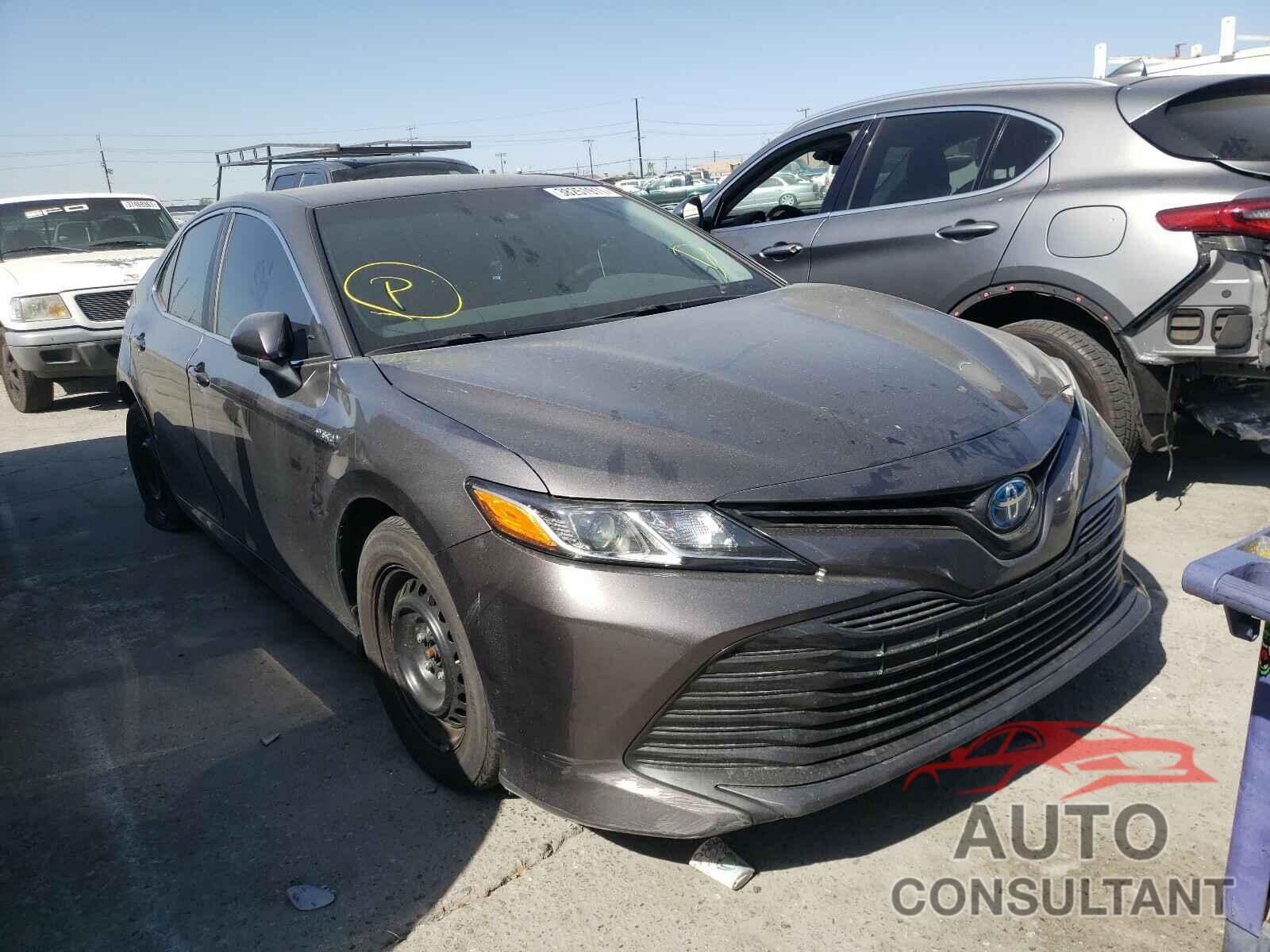 TOYOTA CAMRY 2018 - 4T1B31HK7JU004287