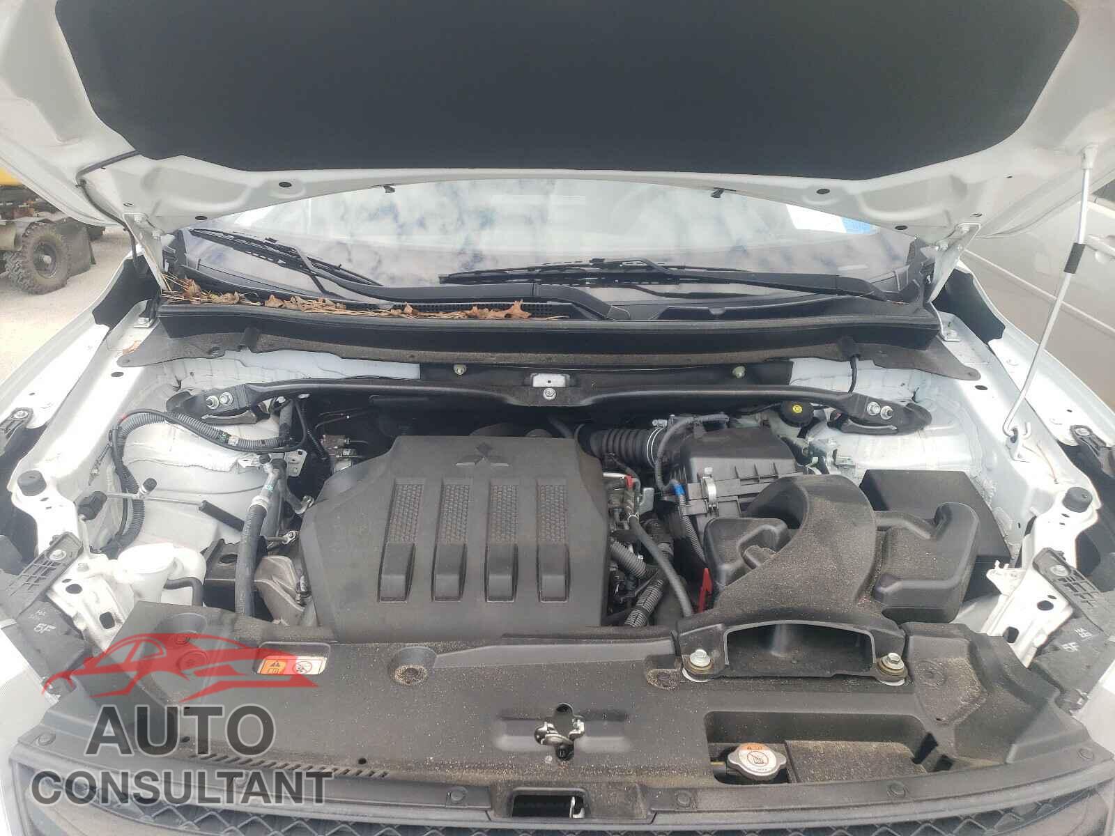 MITSUBISHI ECLIPSE 2018 - JA4AT4AA0JZ043562