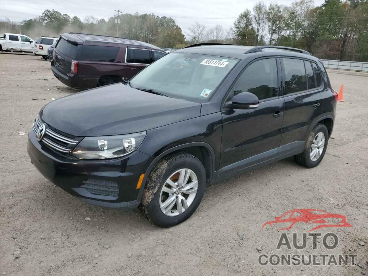 VOLKSWAGEN TIGUAN 2017 - WVGAV7AX5HK000999