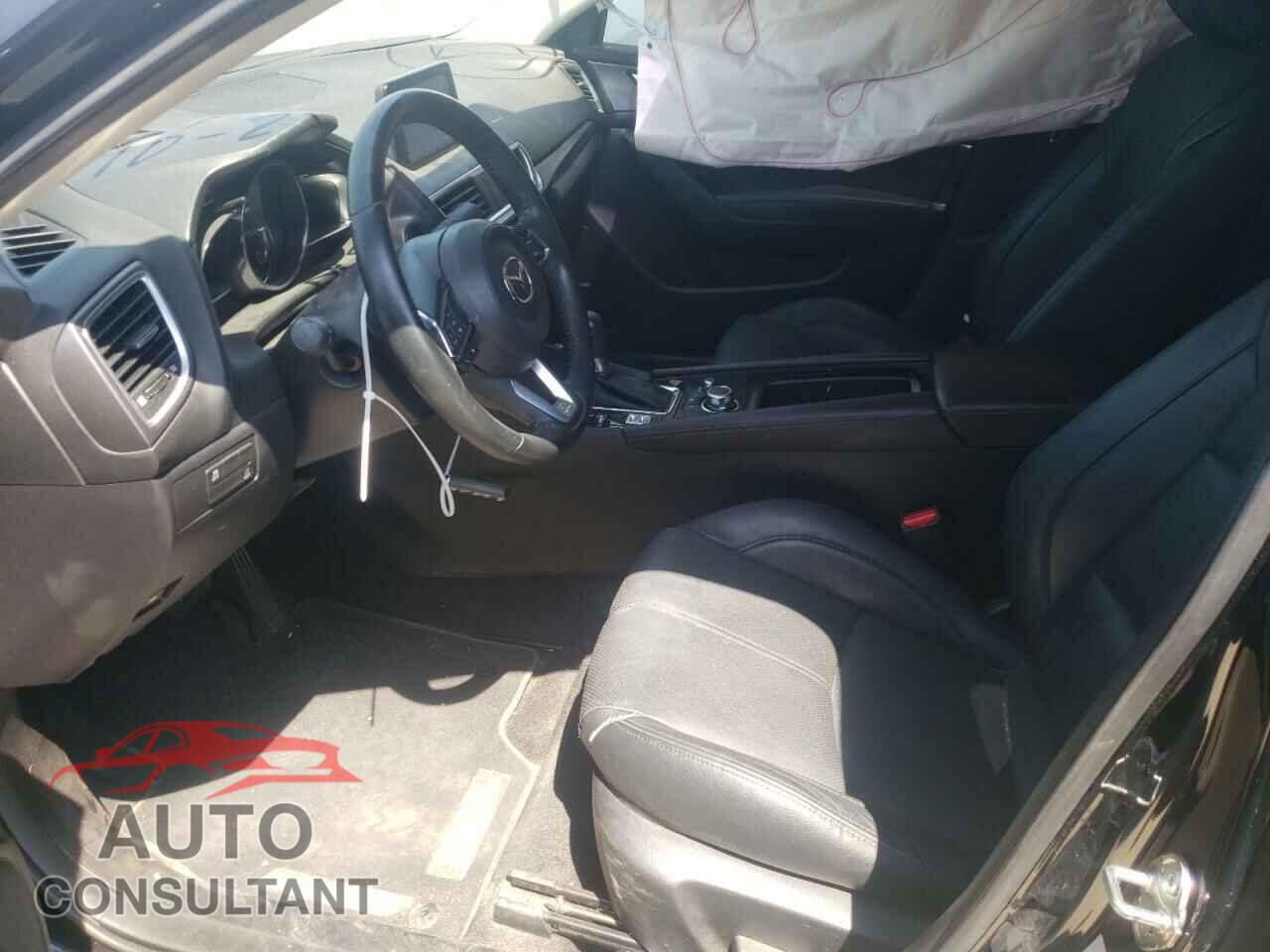 MAZDA 3 2017 - 3MZBN1W32HM139151